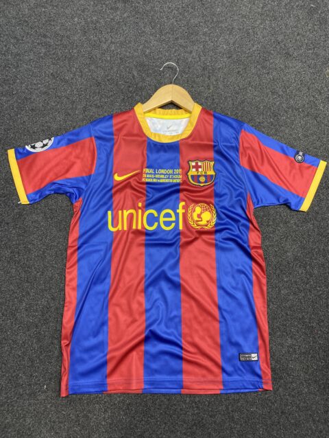 Barcelona 10/11 Home Kit