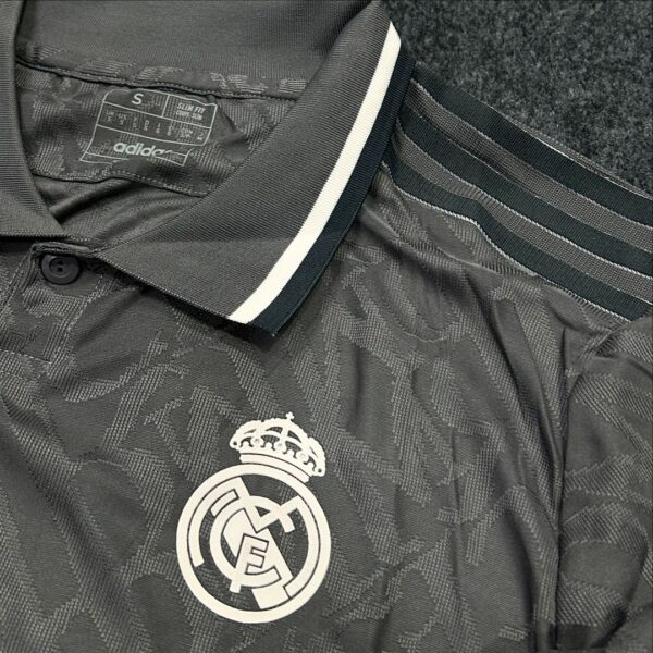 REAL MADRID 24-25 3RD KIT PLAYER EDITION - Image 2