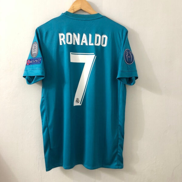 REAL MADRID 17-18 THIRD RETRO KIT - Image 2