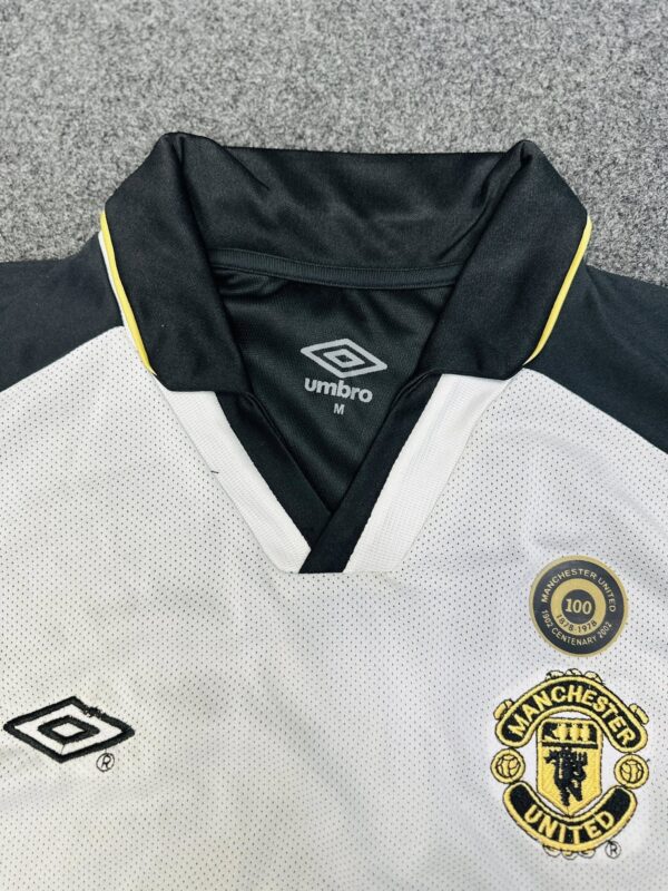📣 Manchester United 2001-02 Third Retro Kit  (Full   Sleeves)  BD Premium✅ - Image 3